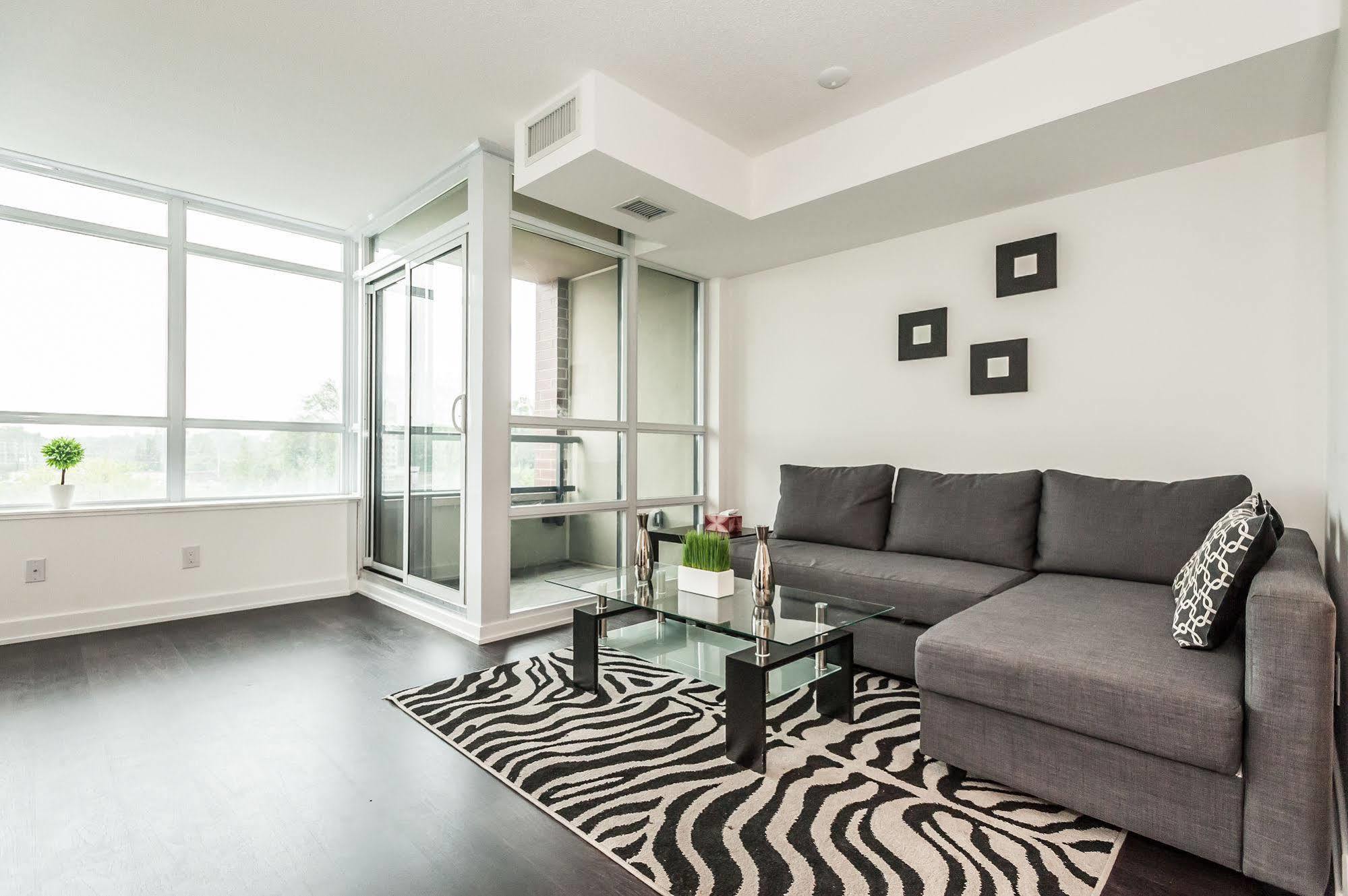 Life Lakeside Mimico Toronto