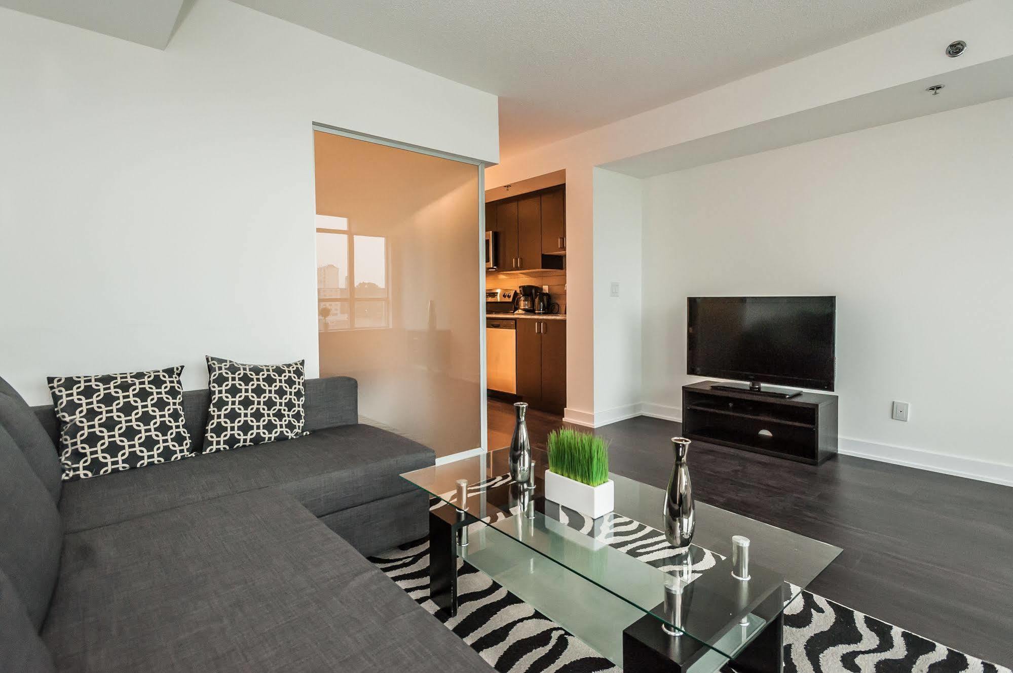 Life Lakeside Mimico