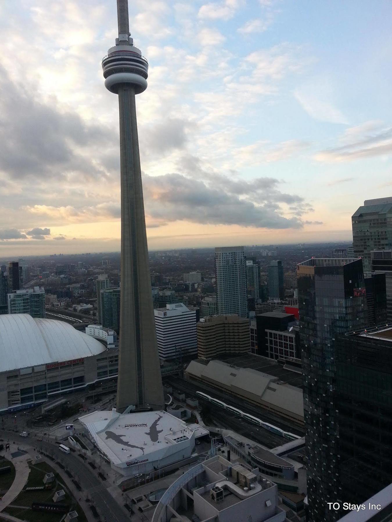 Hotel To - York And Lakeshore Toronto