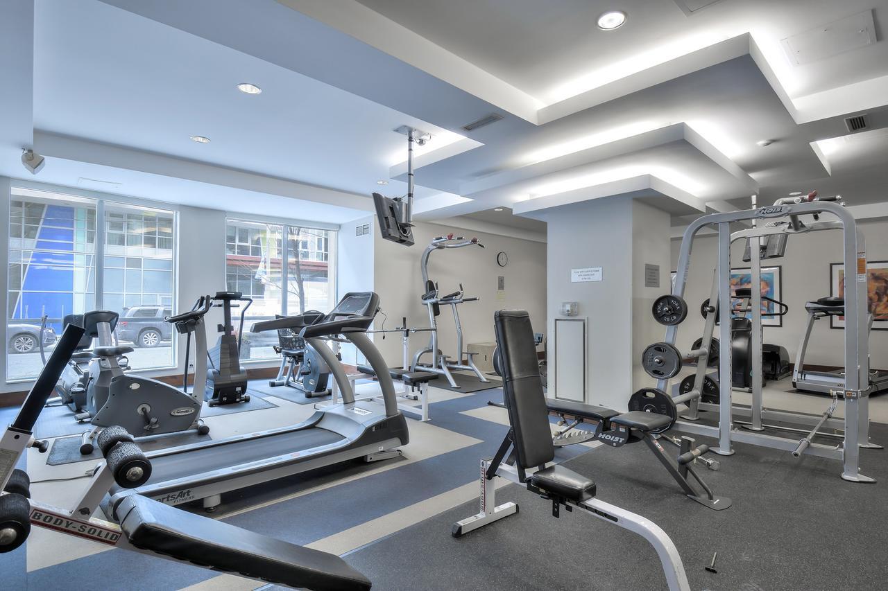 Luxury - Qwest Toronto
