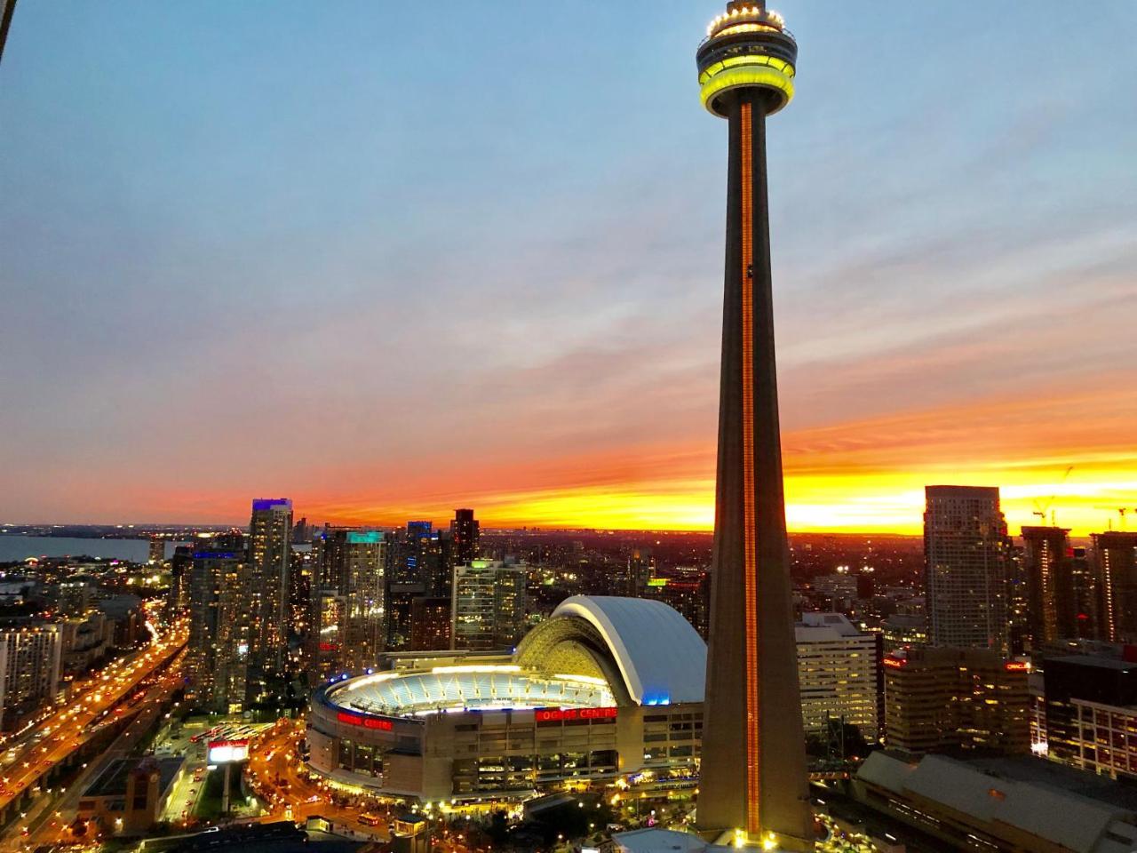 Simply Comfort. Gorgeous Downtown * Toronto