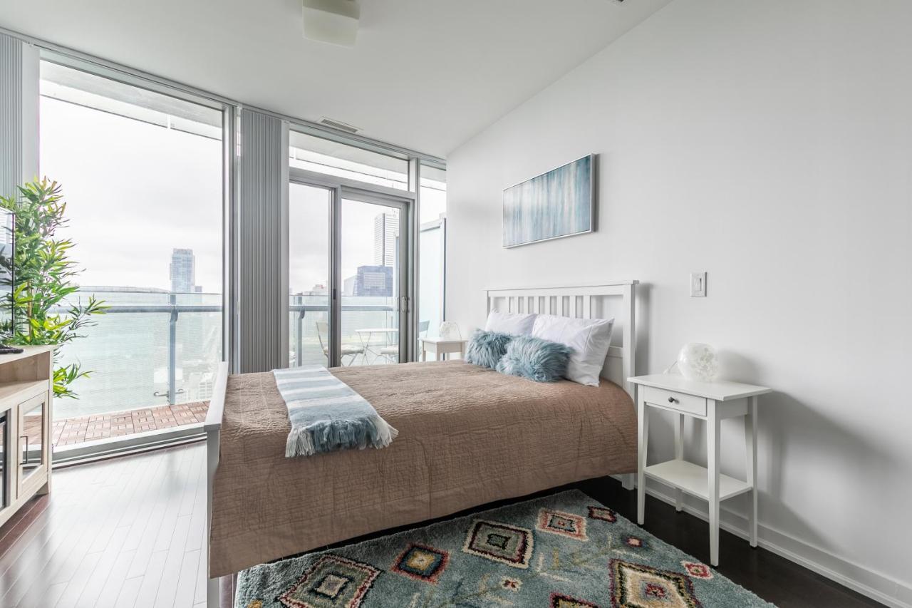 Simply Comfort. Gorgeous Downtown Apartment *