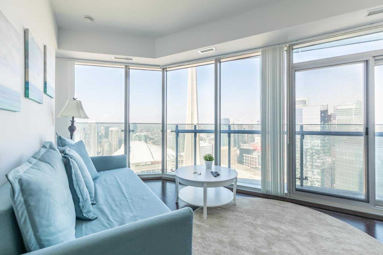Simply Comfort. Gorgeous Downtown Apartment