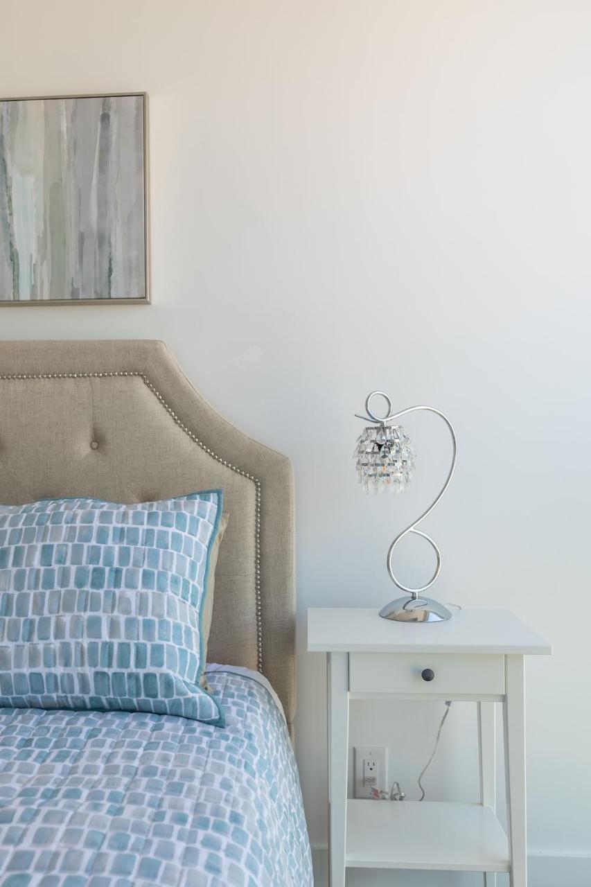 Simply Comfort. Gorgeous Downtown