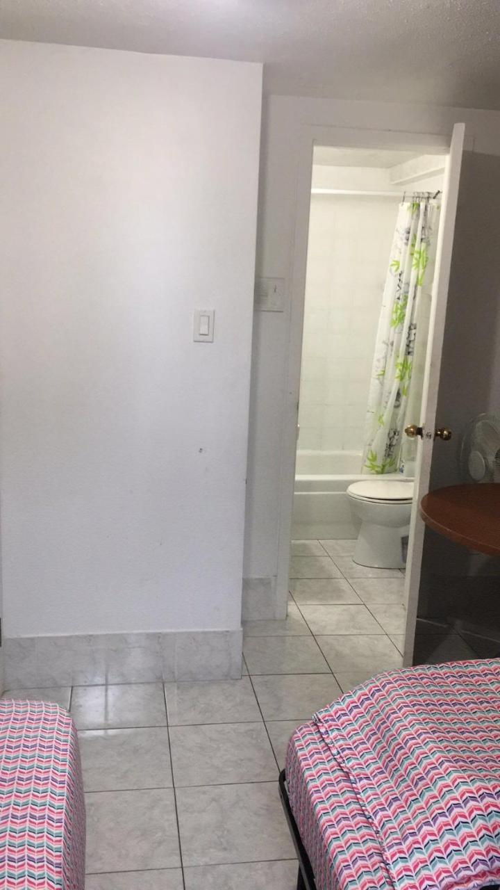 Guest house University Apartment