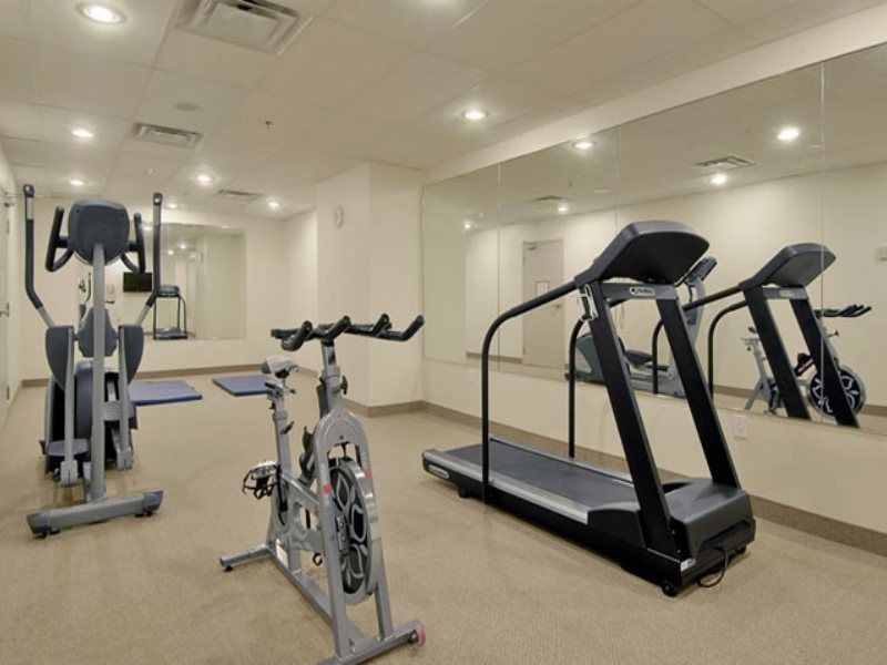 Super 8 By Wyndham Downtown 2*