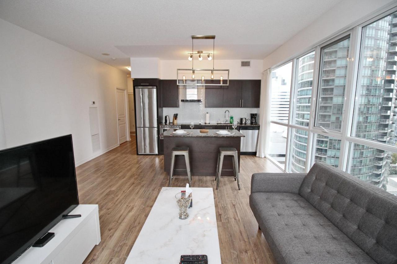 Boutique Suites - Entertainment District, Scotiabank Arena - Downtown