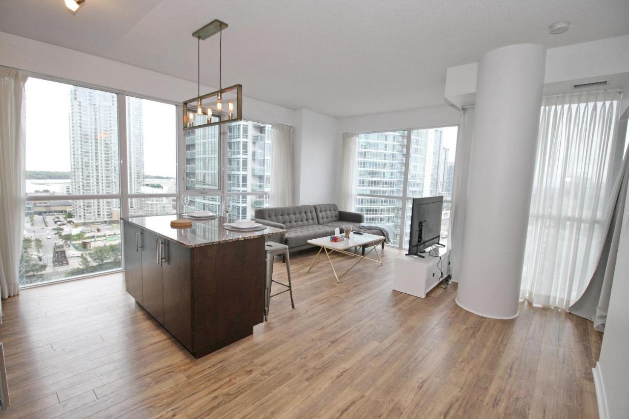 Boutique Suites - Entertainment District, Scotiabank Arena - Downtown