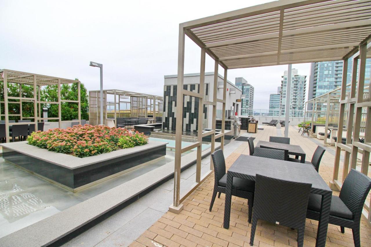 Boutique Suites - Entertainment District, Scotiabank Arena - Downtown *