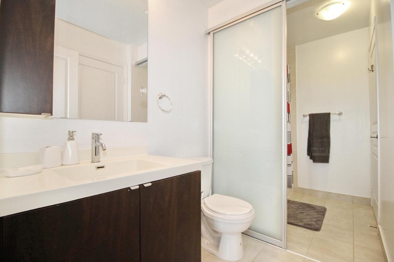 Boutique Suites - Entertainment District, Scotiabank Arena - Downtown Toronto