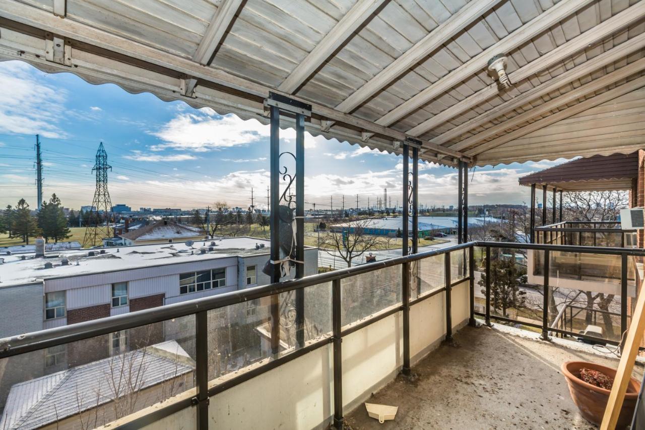 Furnished Living- Scarborough Apartment