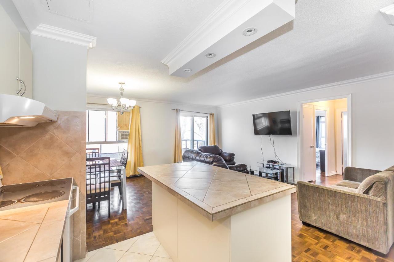 Apartment Furnished Living- Scarborough *