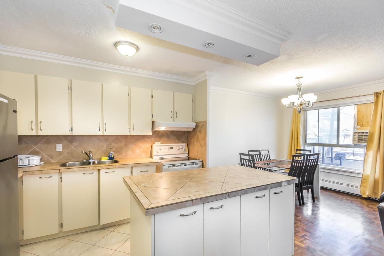 Apartment Furnished Living- Scarborough
