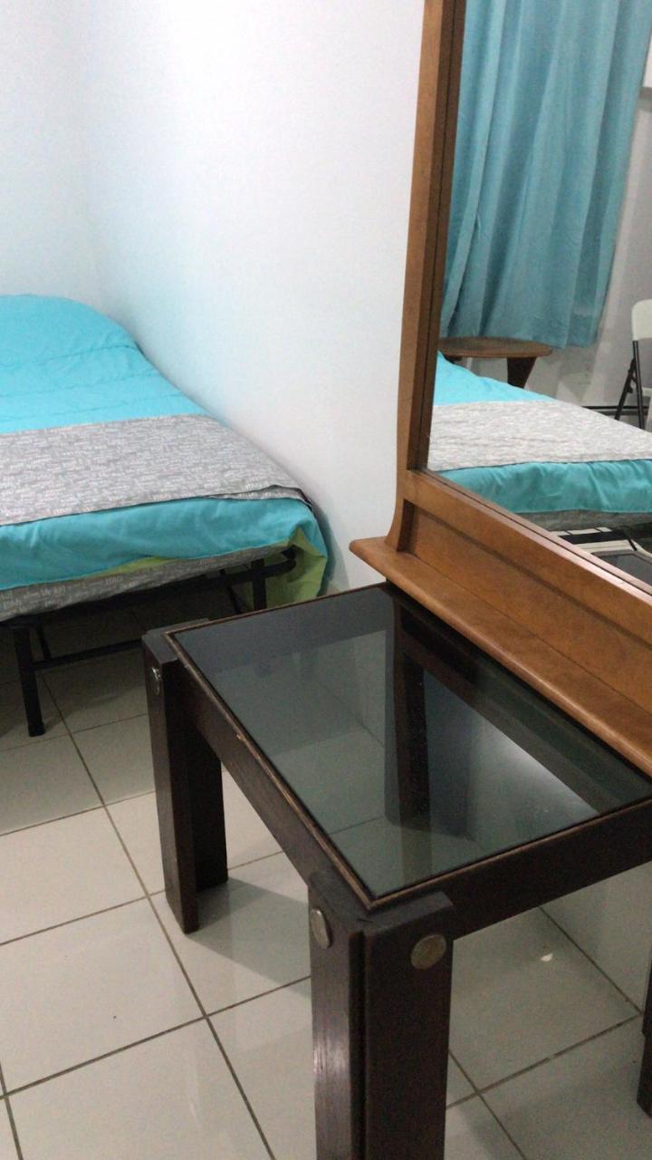 Guest house University Apartment Toronto
