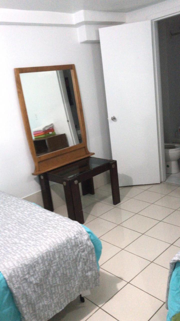 University Apartment Guest house Toronto