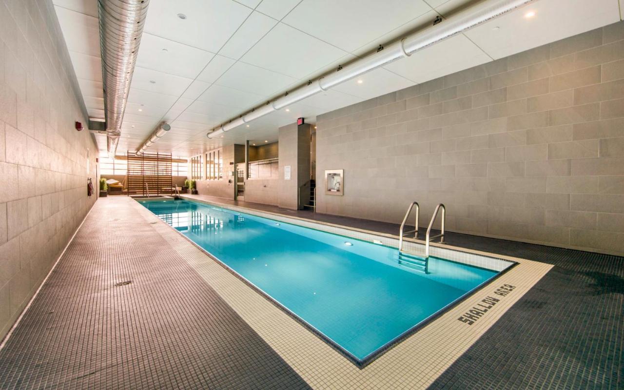 Crown Suites - Downtown Toronto Apartment Toronto
