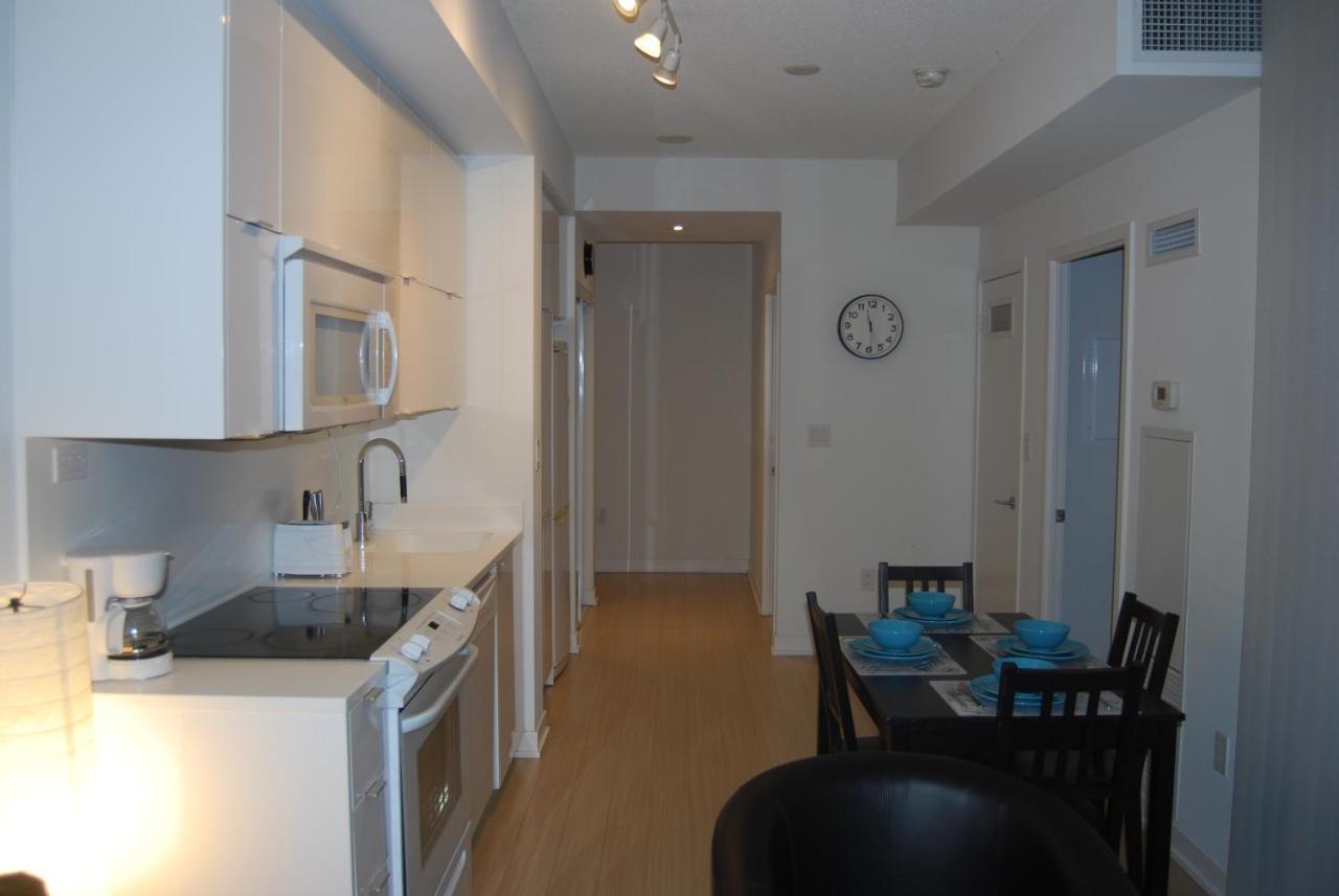 Crown Suites - Downtown Toronto