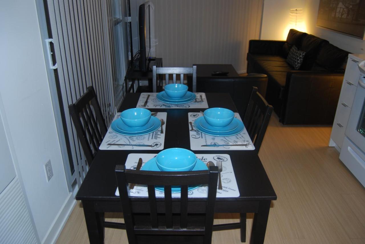 Crown Suites - Downtown Toronto Apartment *