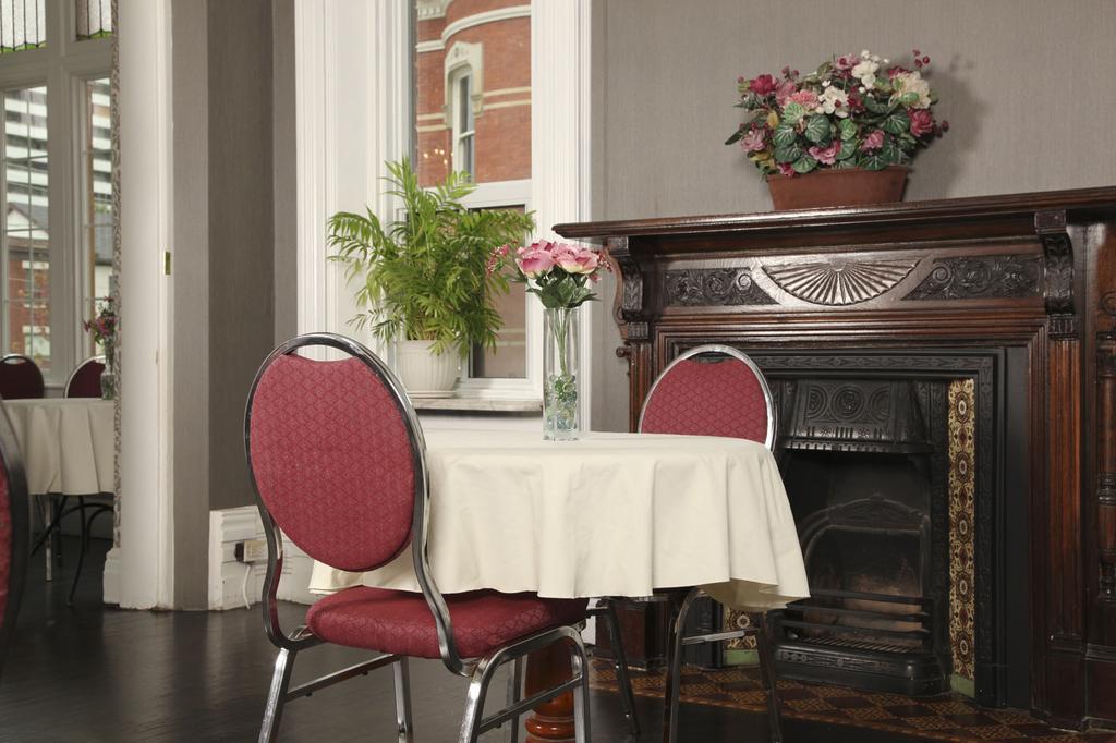 Clarion & Selby Downtown Hotel 2*