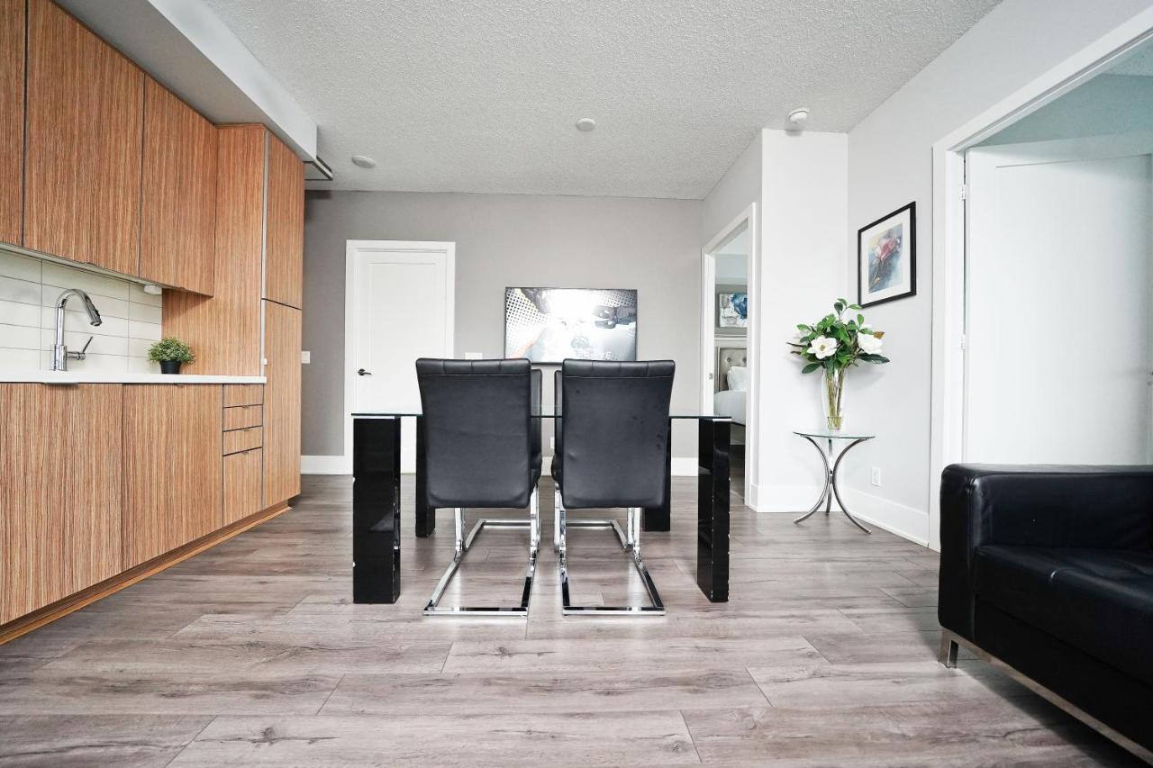 Grand Royal Condos - Cn Tower *