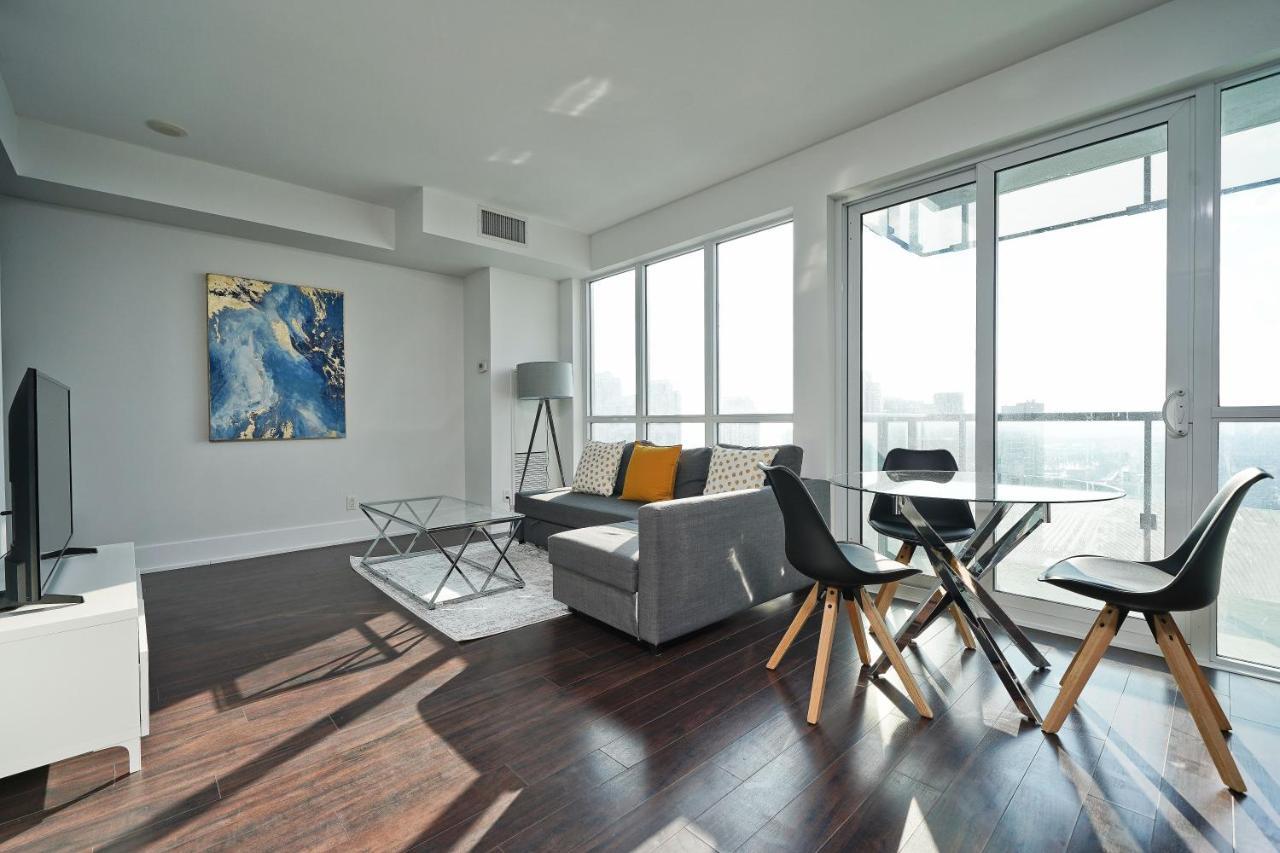 Grand Royal Condos - Cn Tower Toronto
