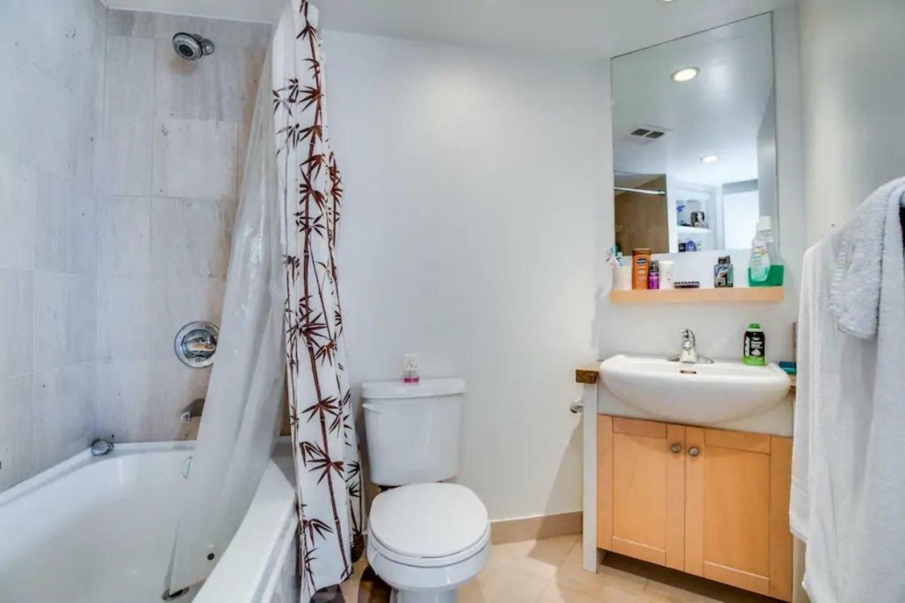 Apartment Queens Quay Lake View By Sts *