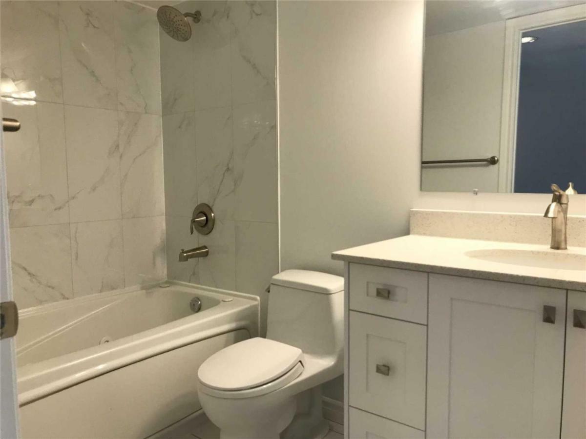 Micasa Suites - Stylish Condo By Eaton Centre And Yorkville Apartment *