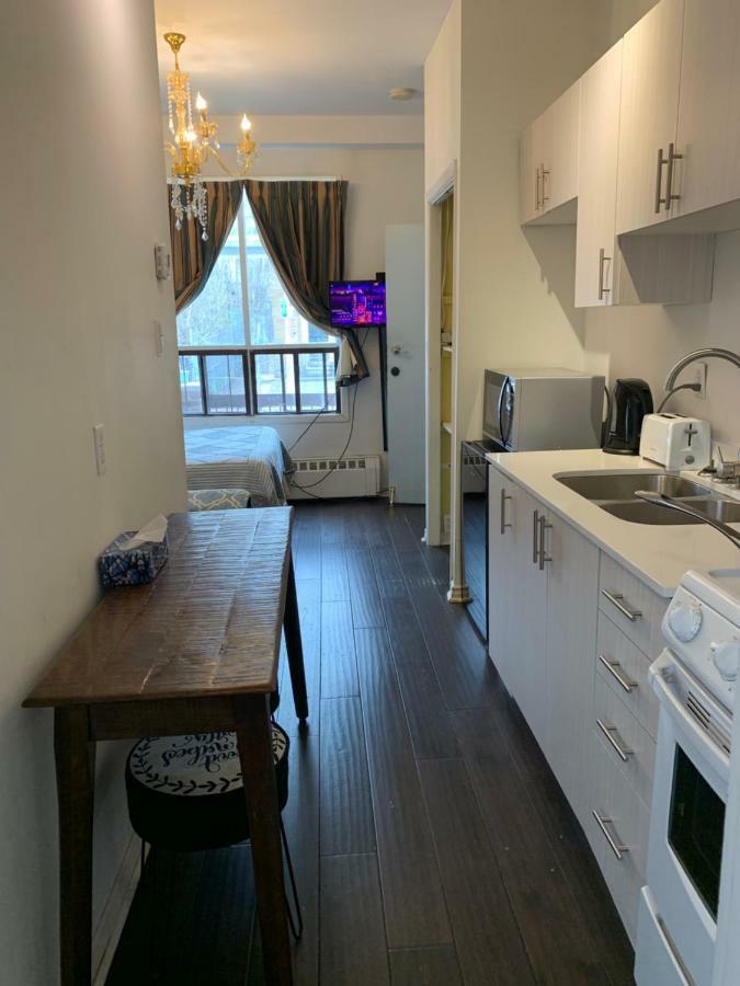 Guest house Guests House Toronto