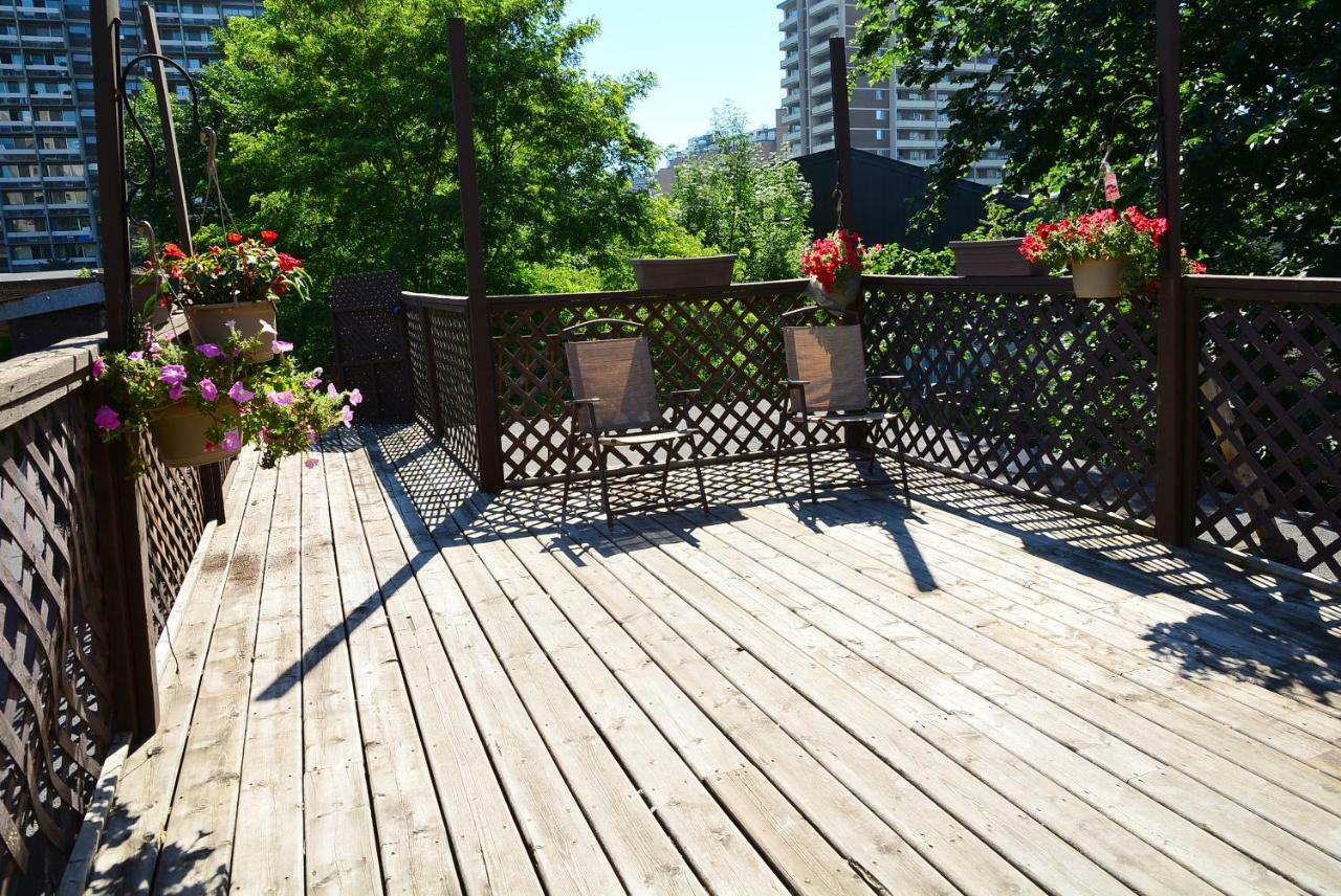 Guest house Guests House Toronto