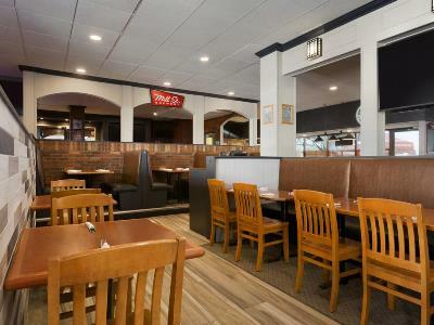 Travelodge By Wyndham East Hotel