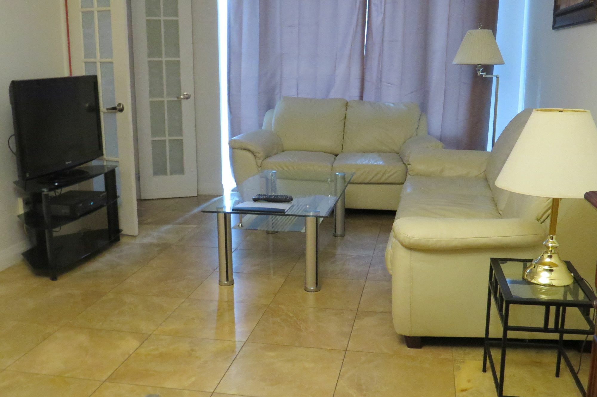 Tosuites - Elev'n21 Apartment Toronto