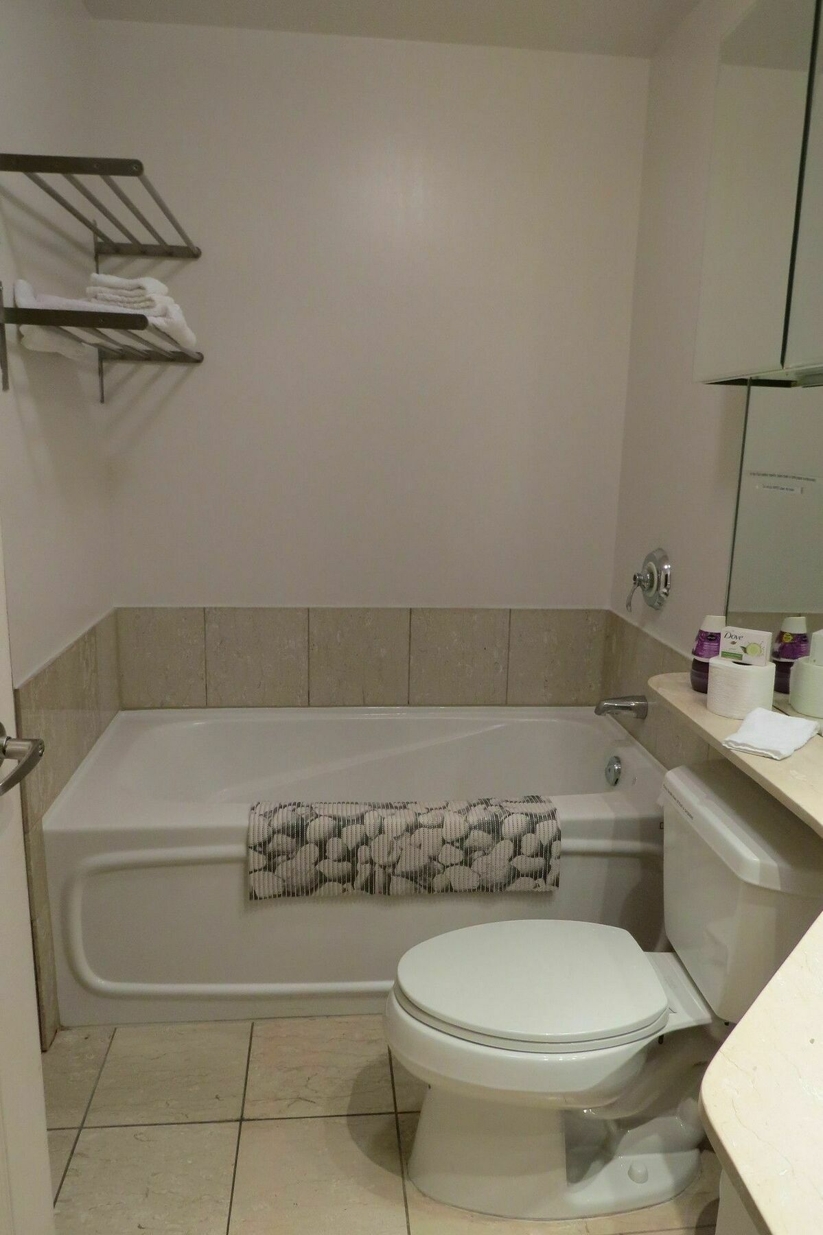 Tosuites - Elev'n21 Apartment *