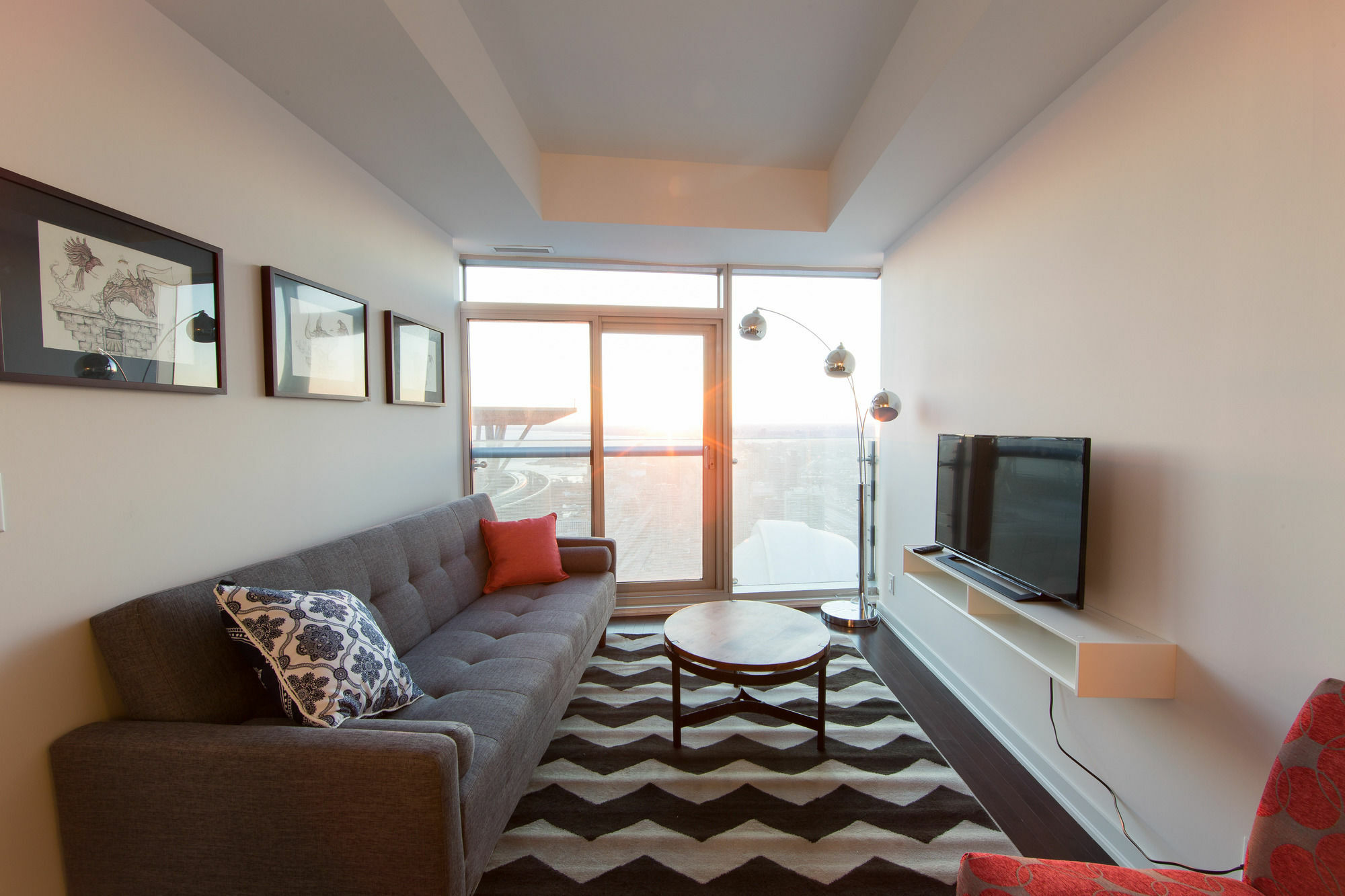 Apartment Views From The Six