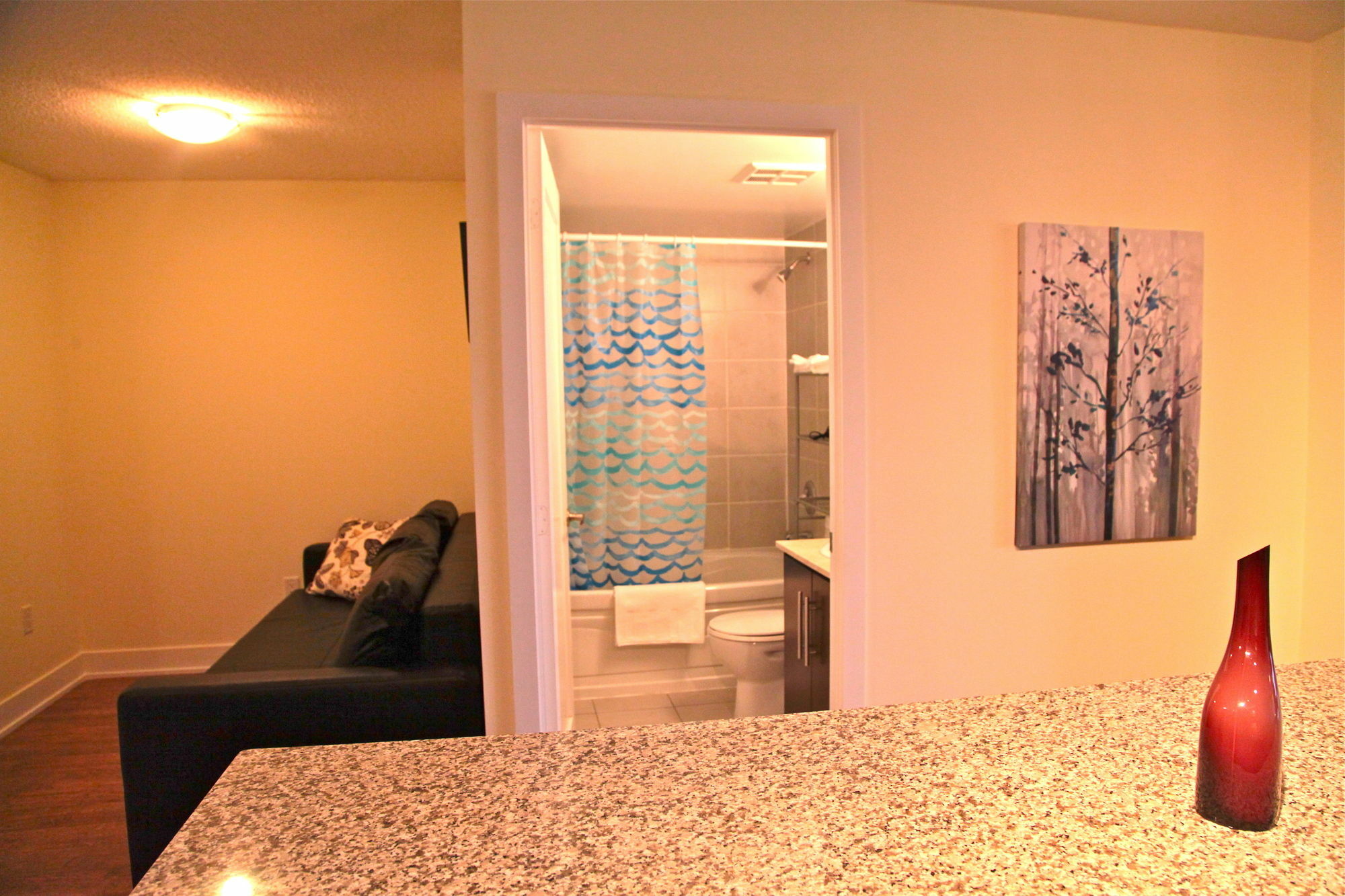 Apartment Red Maple - Blue Jays Way