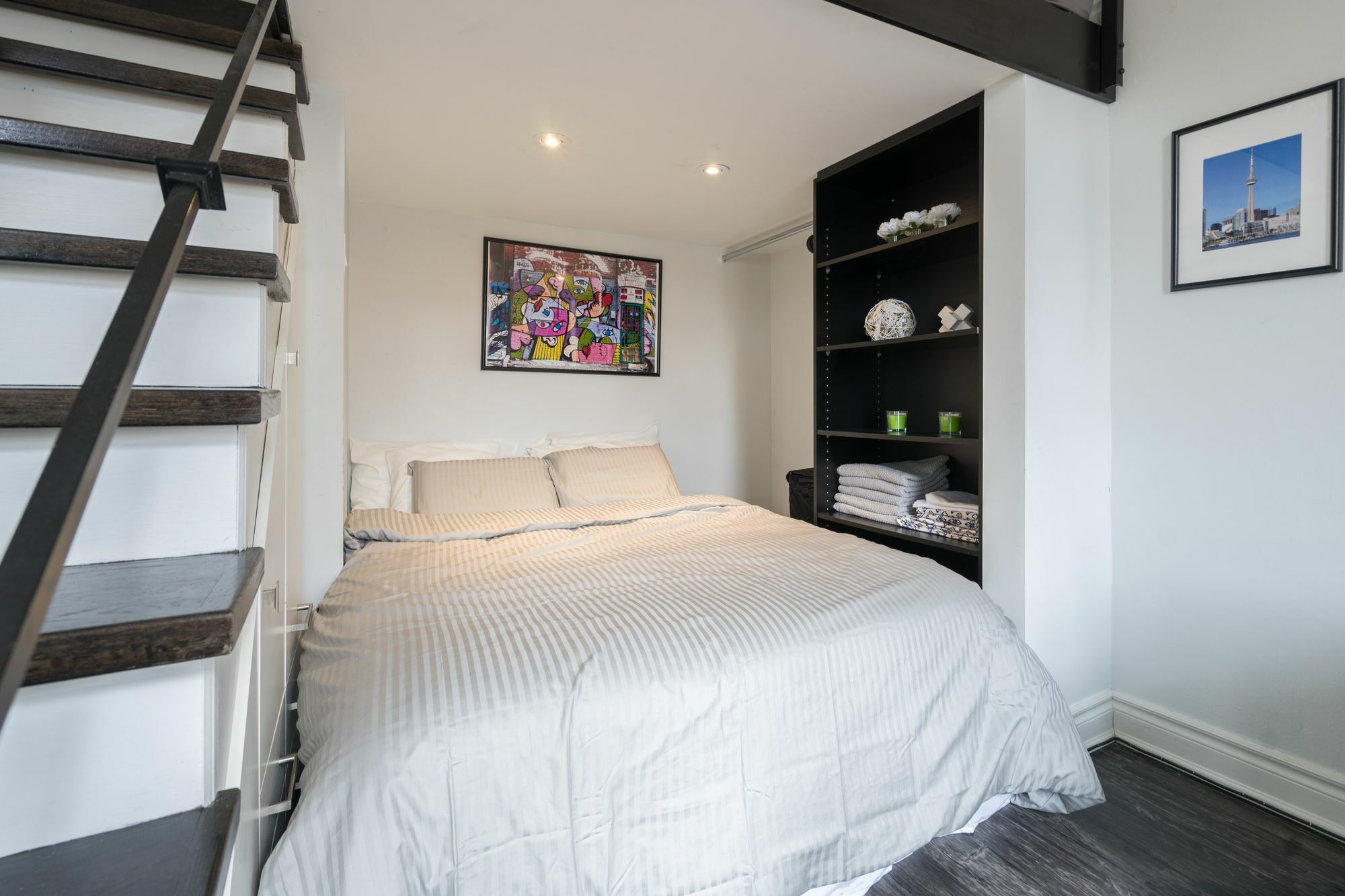 Applewood - Modern Traveller Paradise Loft Apartment Toronto