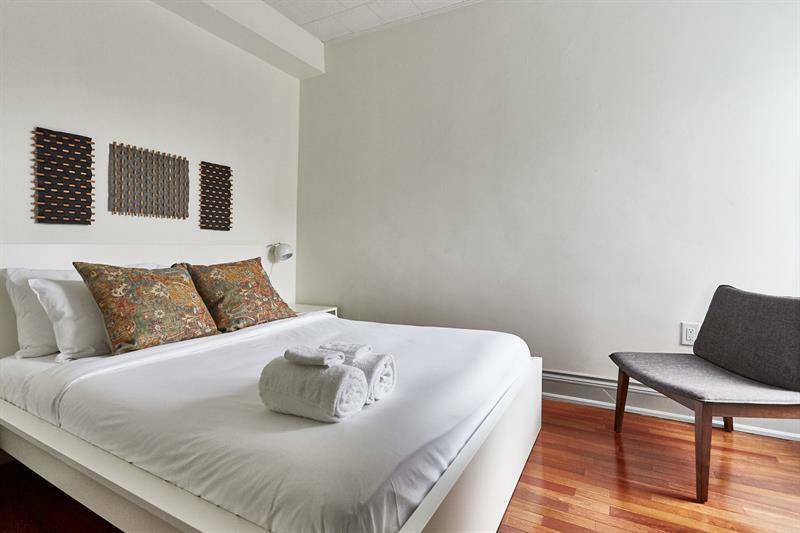 Charming 3br In West Queen West By Sonder Apartment