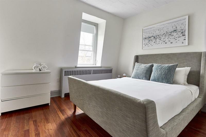 Apartment Charming 3br In West Queen West By Sonder *