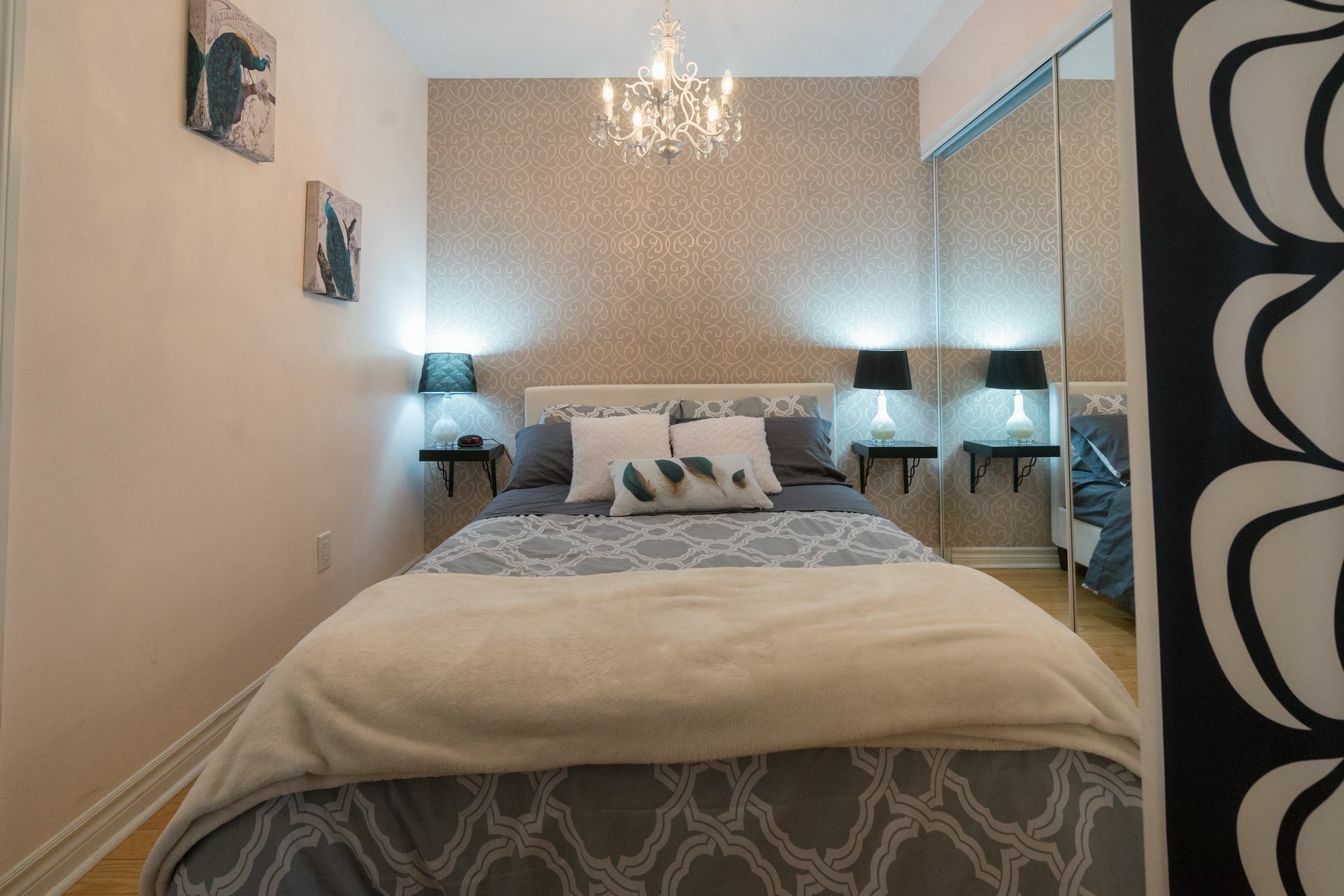 Applewood - 1 Bdrm Wellington West * Toronto