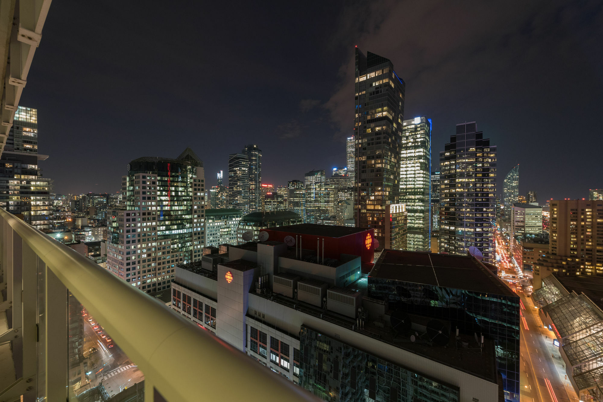 Grand Royal Condos - Cn Tower Toronto