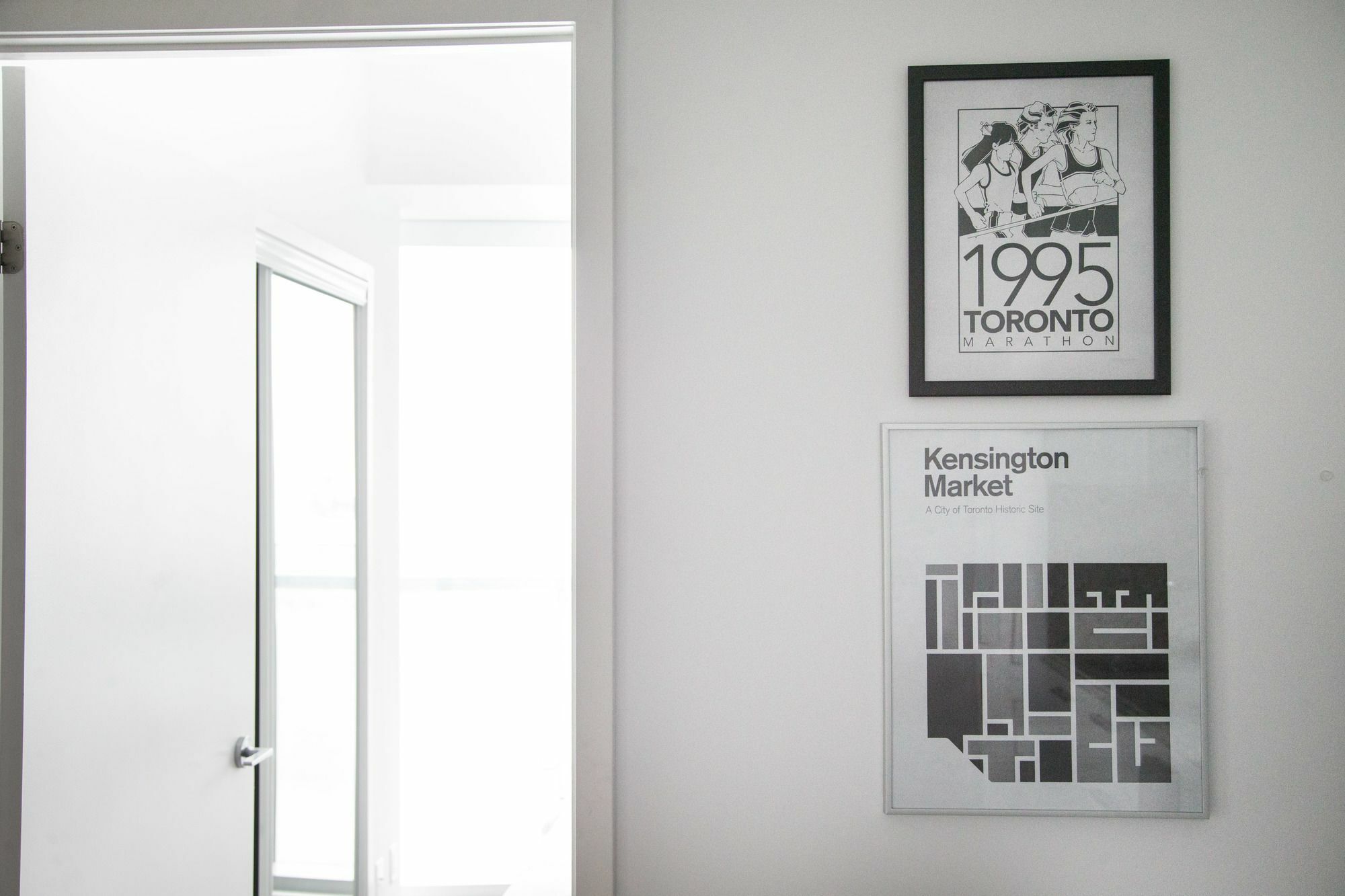 Applewood - 3 Bdrm Luxury Lakeview Toronto