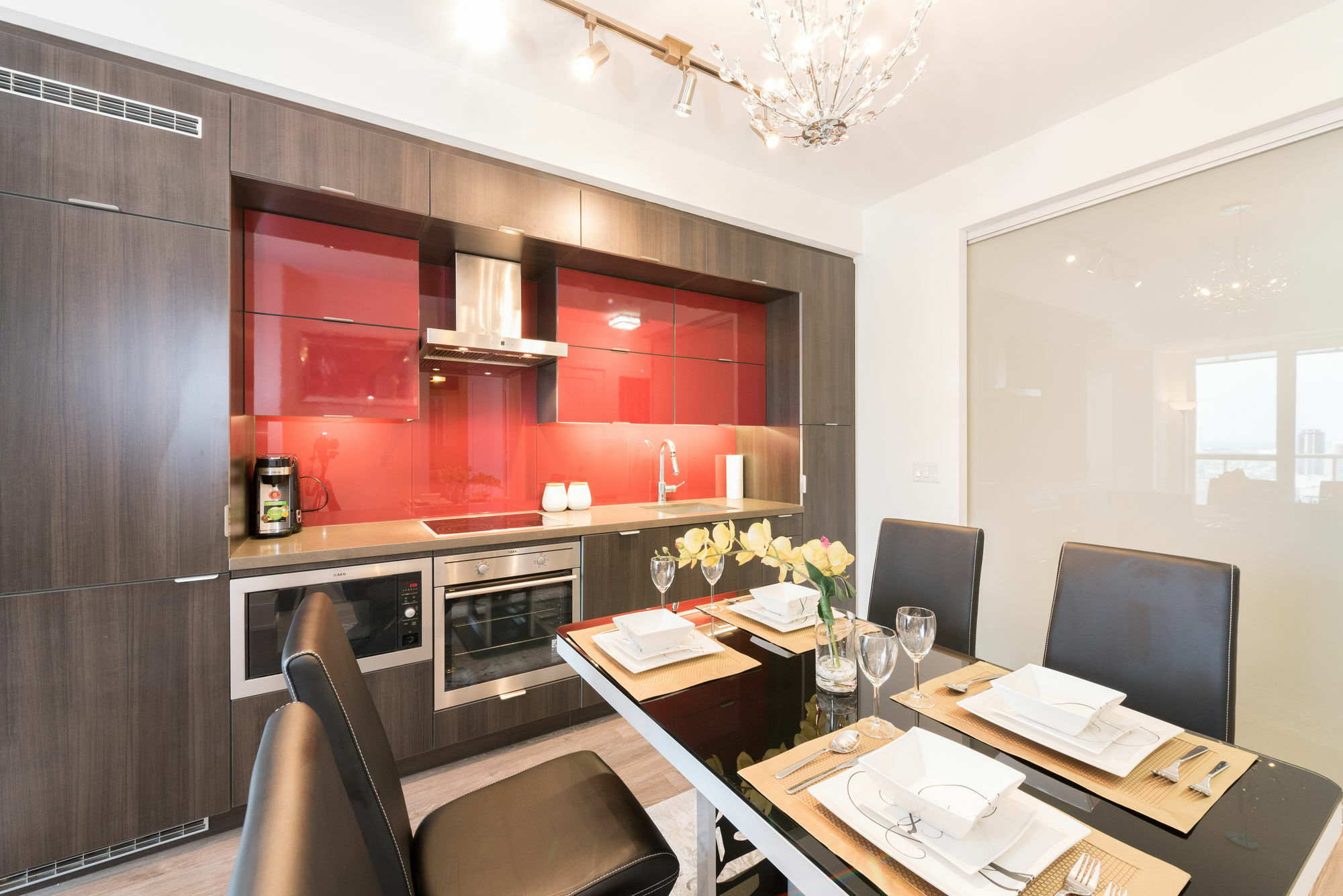Grand Royal Condos - Cn Tower Apartment *