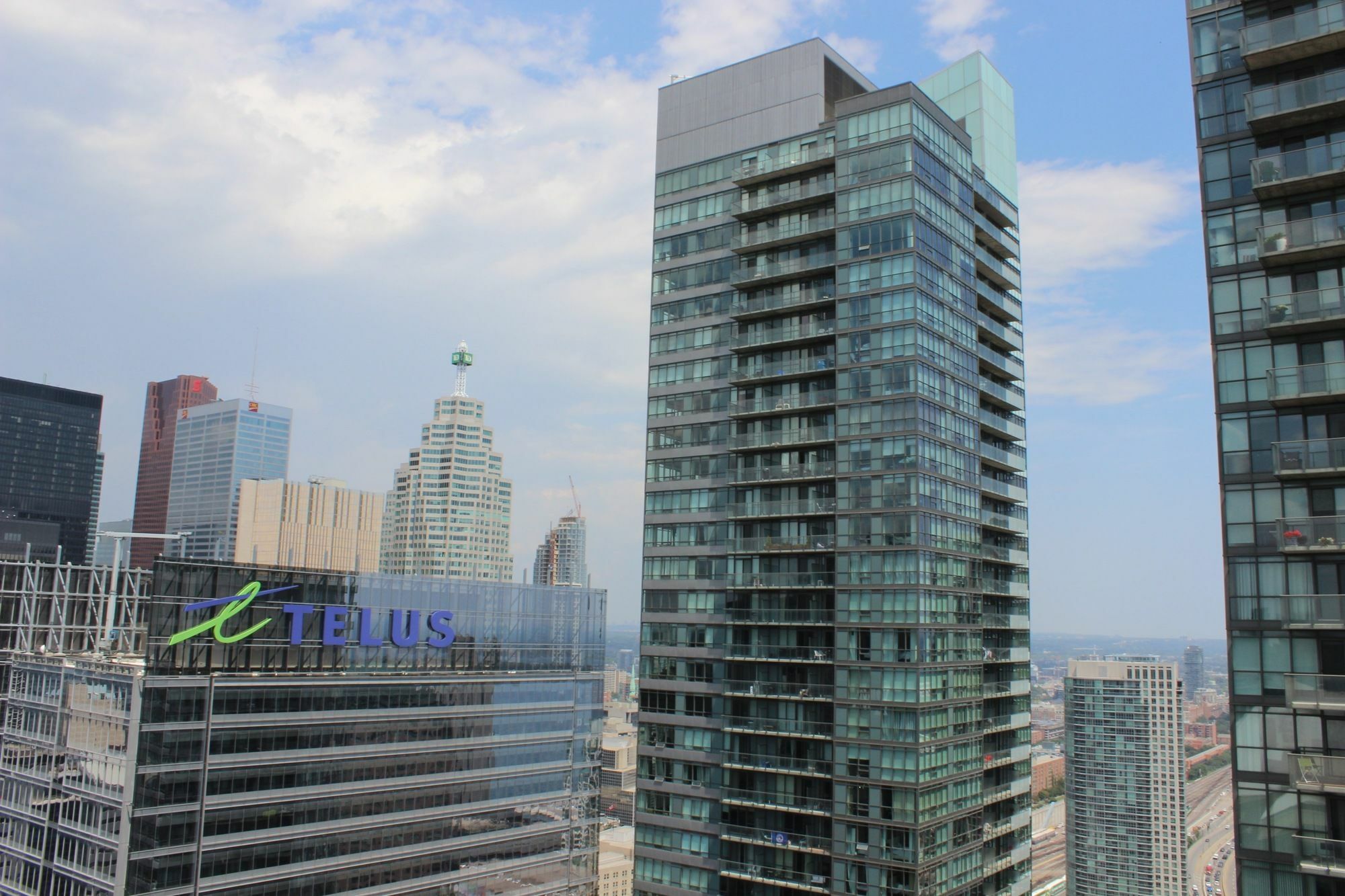 The Corporate - Ice 4* Toronto