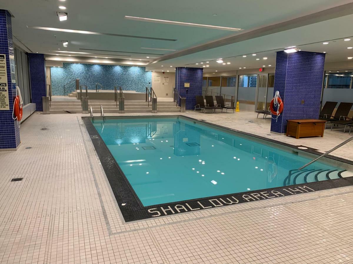 Luxury Penthouse With Unbeatable View Spacious 3 3 Apartment Toronto