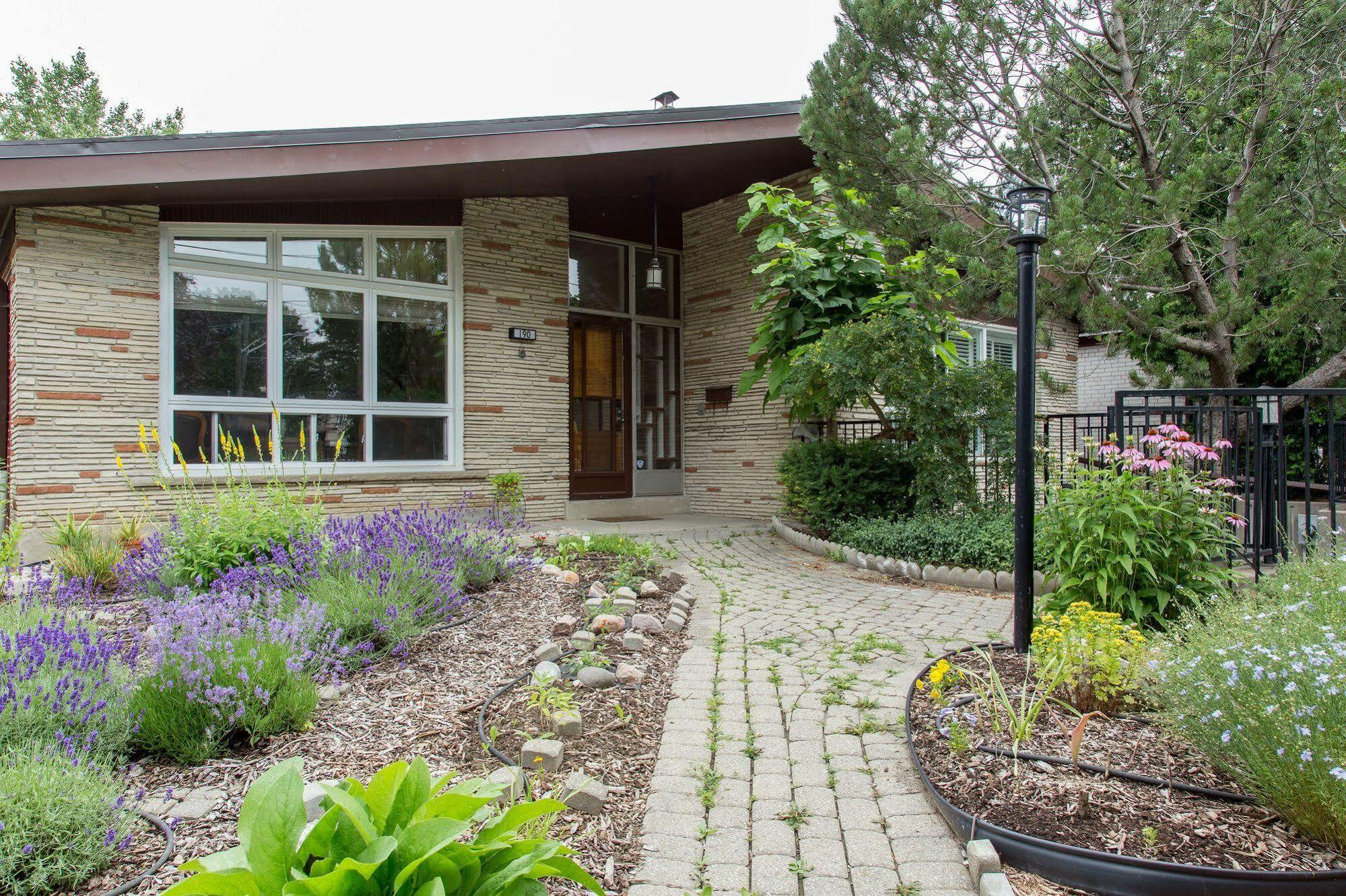 Elevate Parkside Retreat Bed & Breakfast 2*