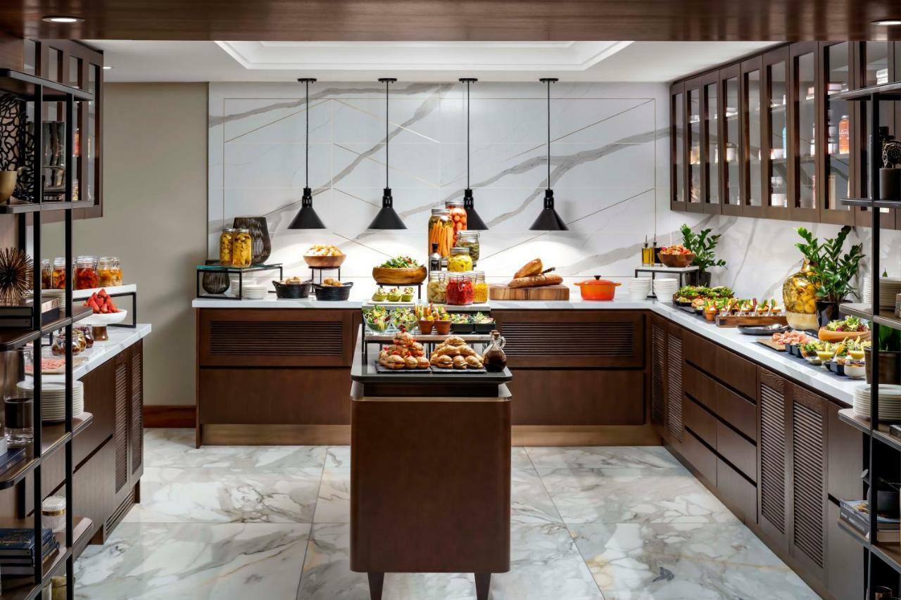 Hotel The Ritz-carlton, 5*