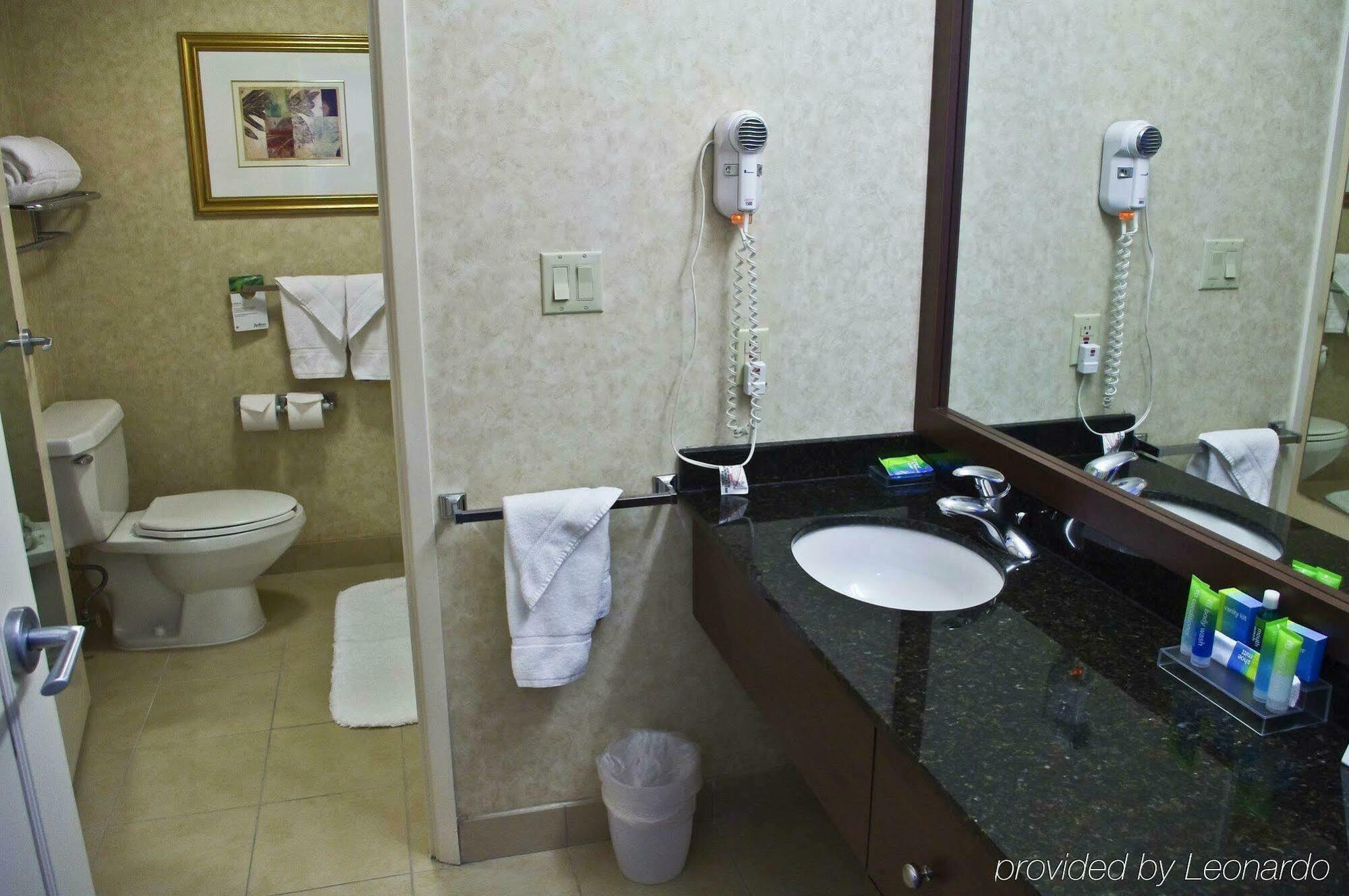 Hotel Radisson Airport