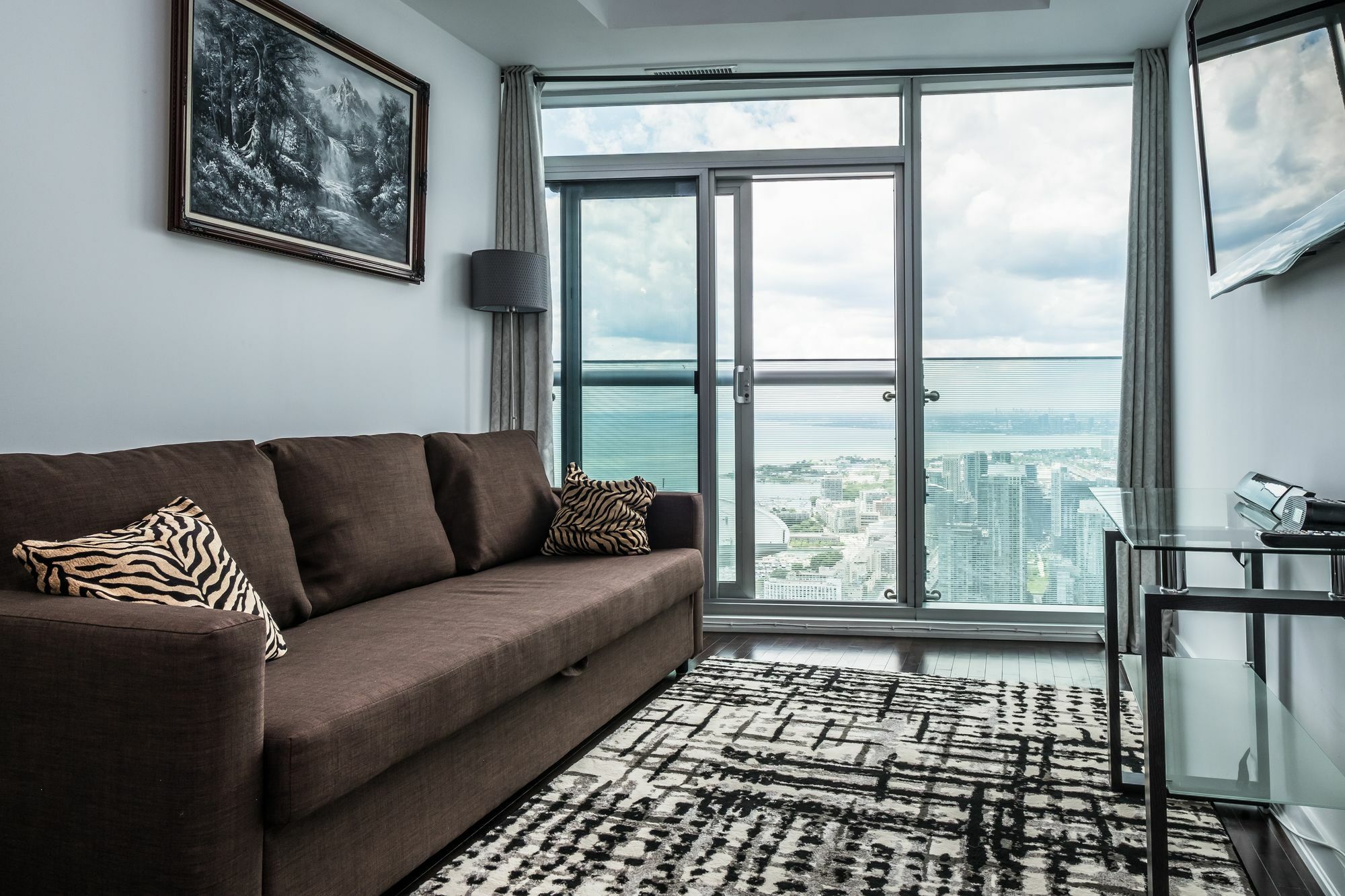 Quickstay - In The Sky Toronto