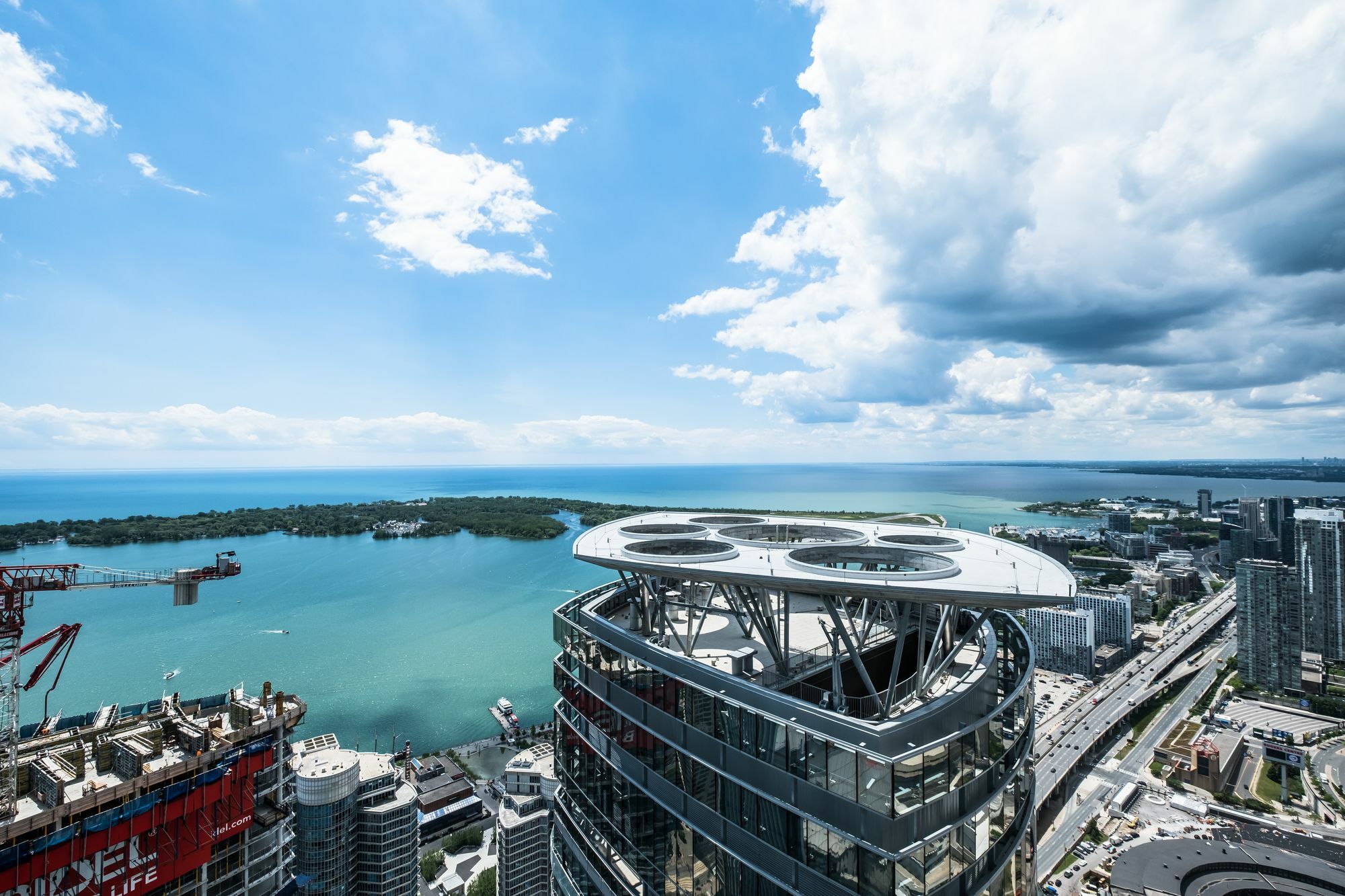 Quickstay - In The Sky 4* Toronto