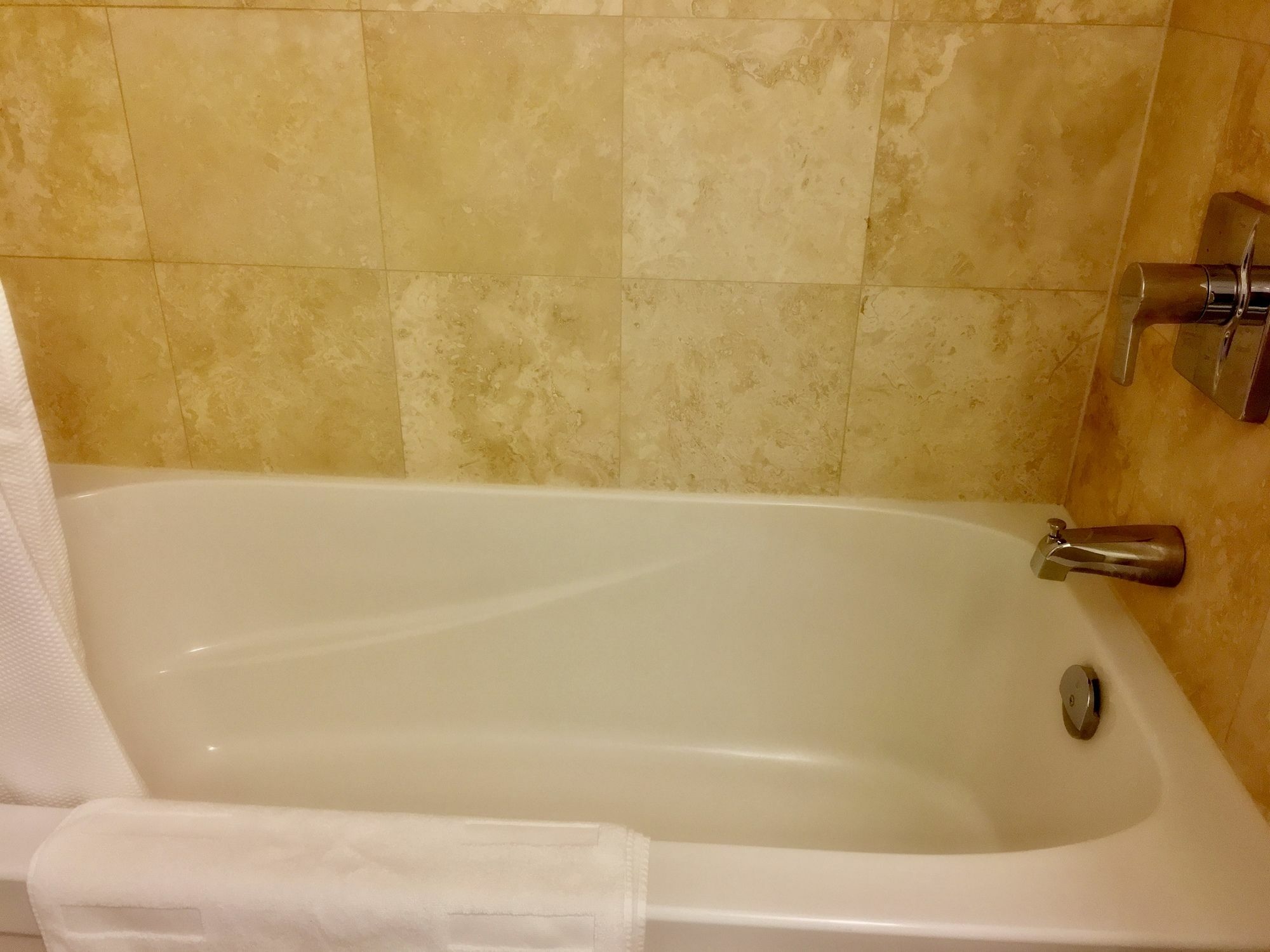 Hotel To - York And Lakeshore 4*