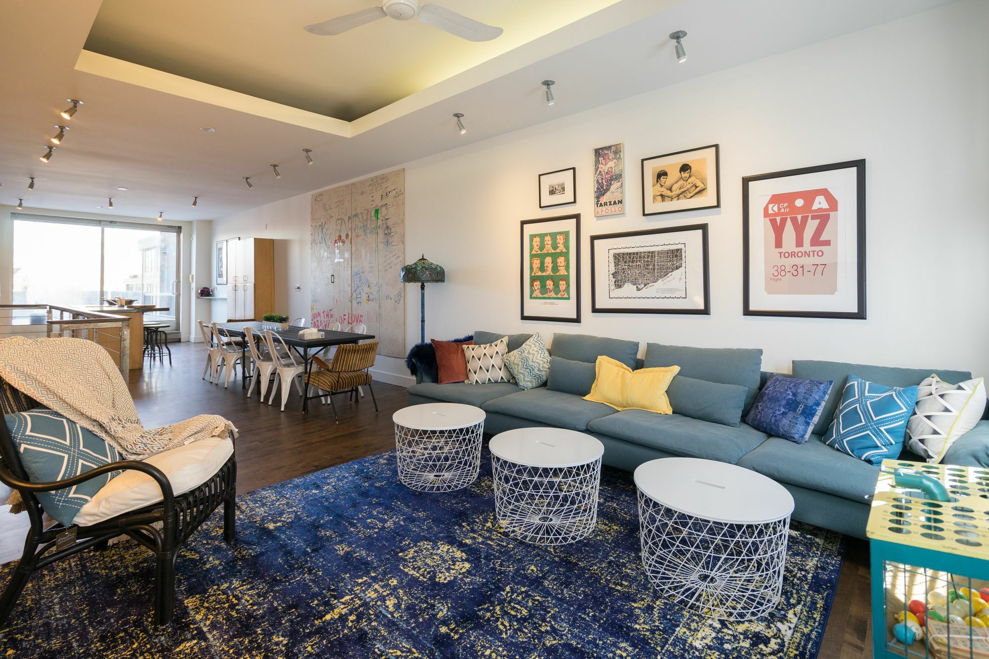 Applewood Suites - 2 Story Ossington Loft Apartment Toronto